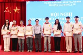 HỘI NGHỊ ĐỐI THOẠI GIỮA SINH VIÊN VÀ LÃNH ĐẠO TRƯỜNG CAO ĐẲNG Y TẾ THANH HOÁ NĂM 2025